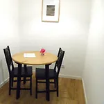 & Vandrerhjem *